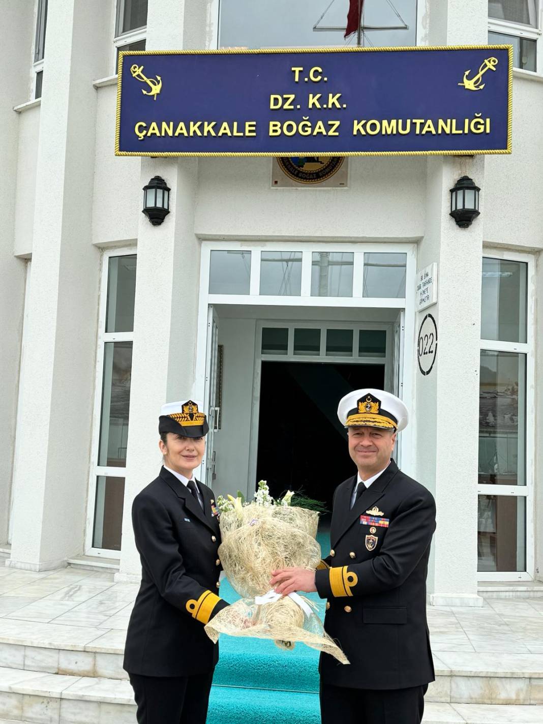 İlk kadın amirali Gökçen Fırat Deniz Harp Okulu öğrencileriyle TCG Nusret'te buluştu 9
